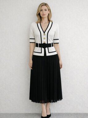 Elegant Pleated Midi Dress - Flowy Ethereal Style